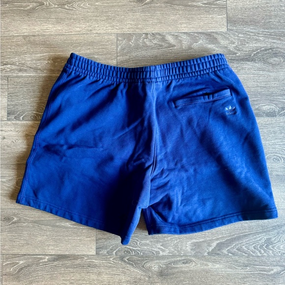 Adidas - Human Race jogging shorts - Sz - XL - Picture 5 of 6